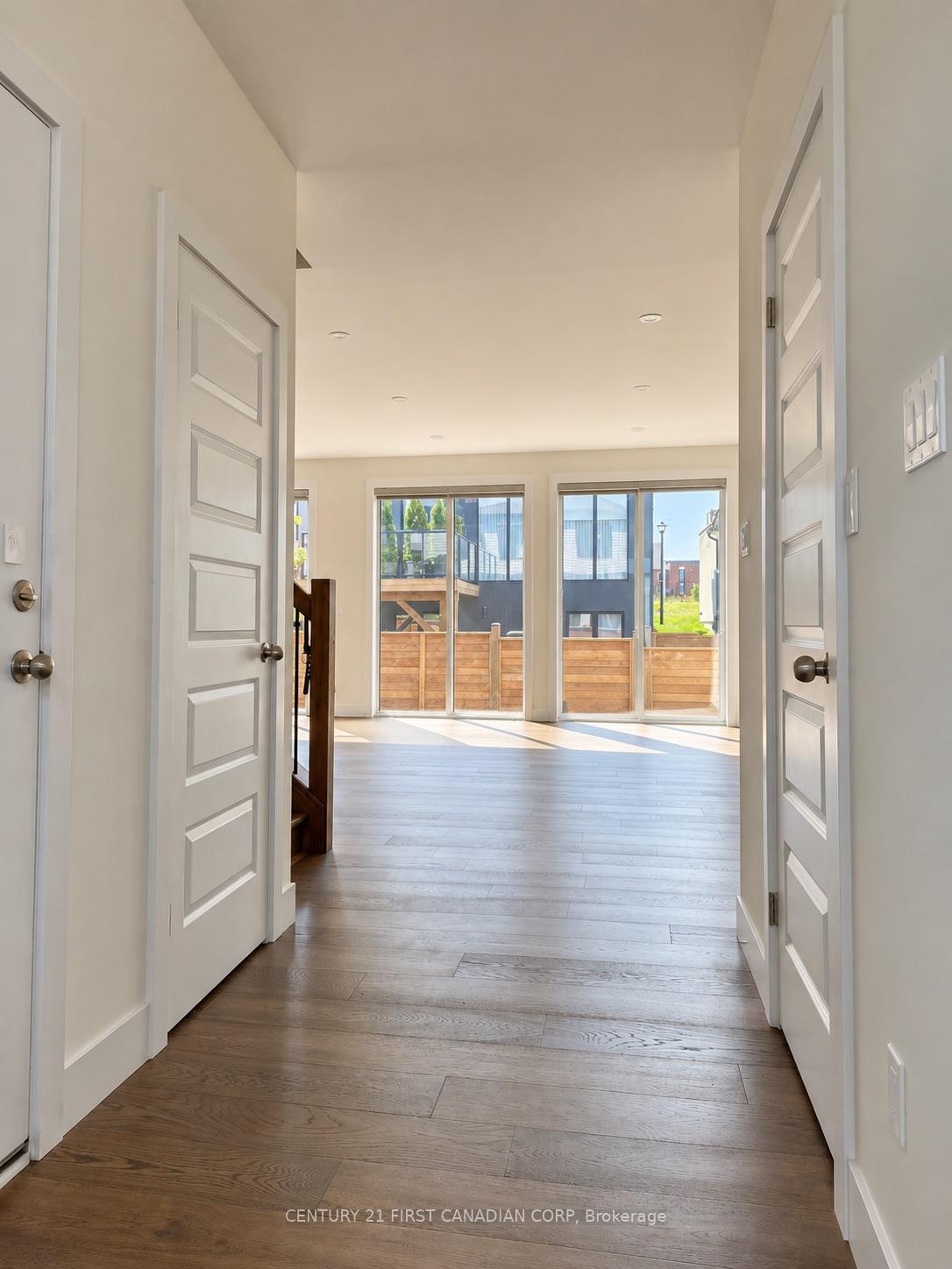 Photo 4 of Unit 19, 1820 Canvas Way, London, North B — HOMEH