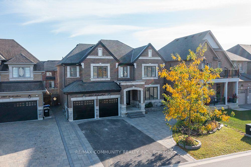 Photo 3 of 1305 Butler Street, Innisfil, Alcona — HOMEH