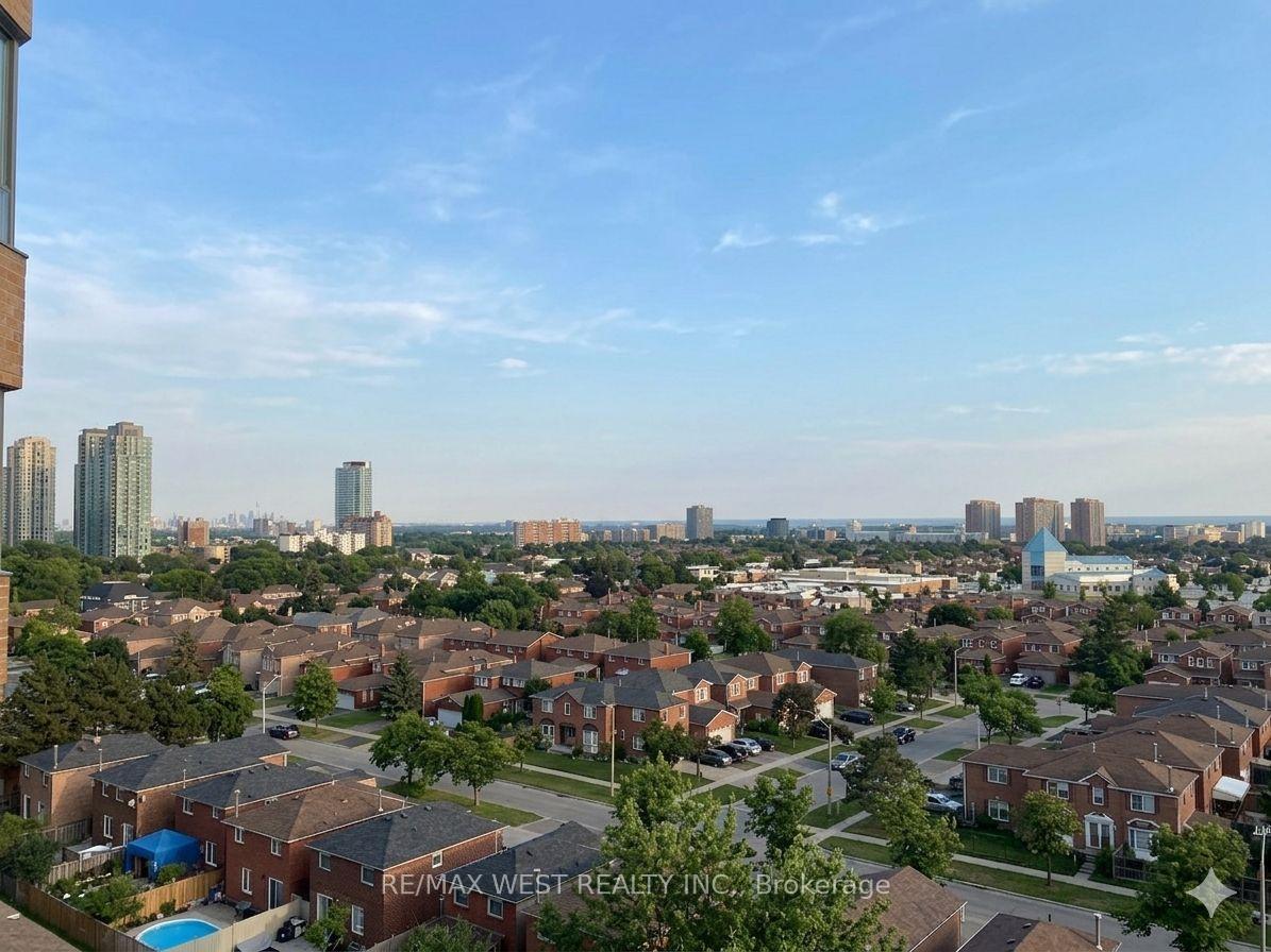 Photo 14 of Unit 1007, 300 Webb Drive, Mississauga, City Centre — HOMEH