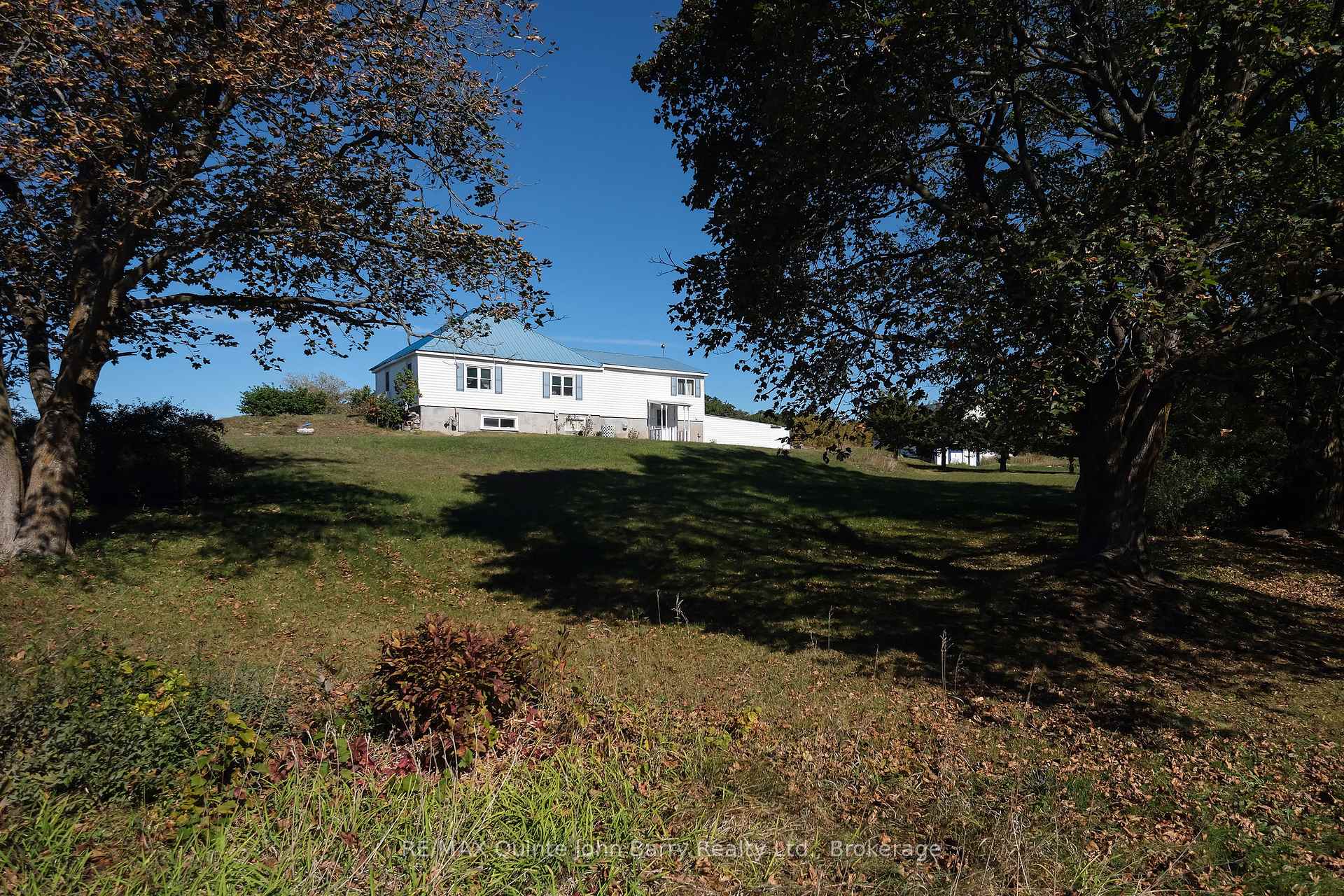 Photo 3 of 190 Downs Road, Quinte West, Murray Ward — HOMEH