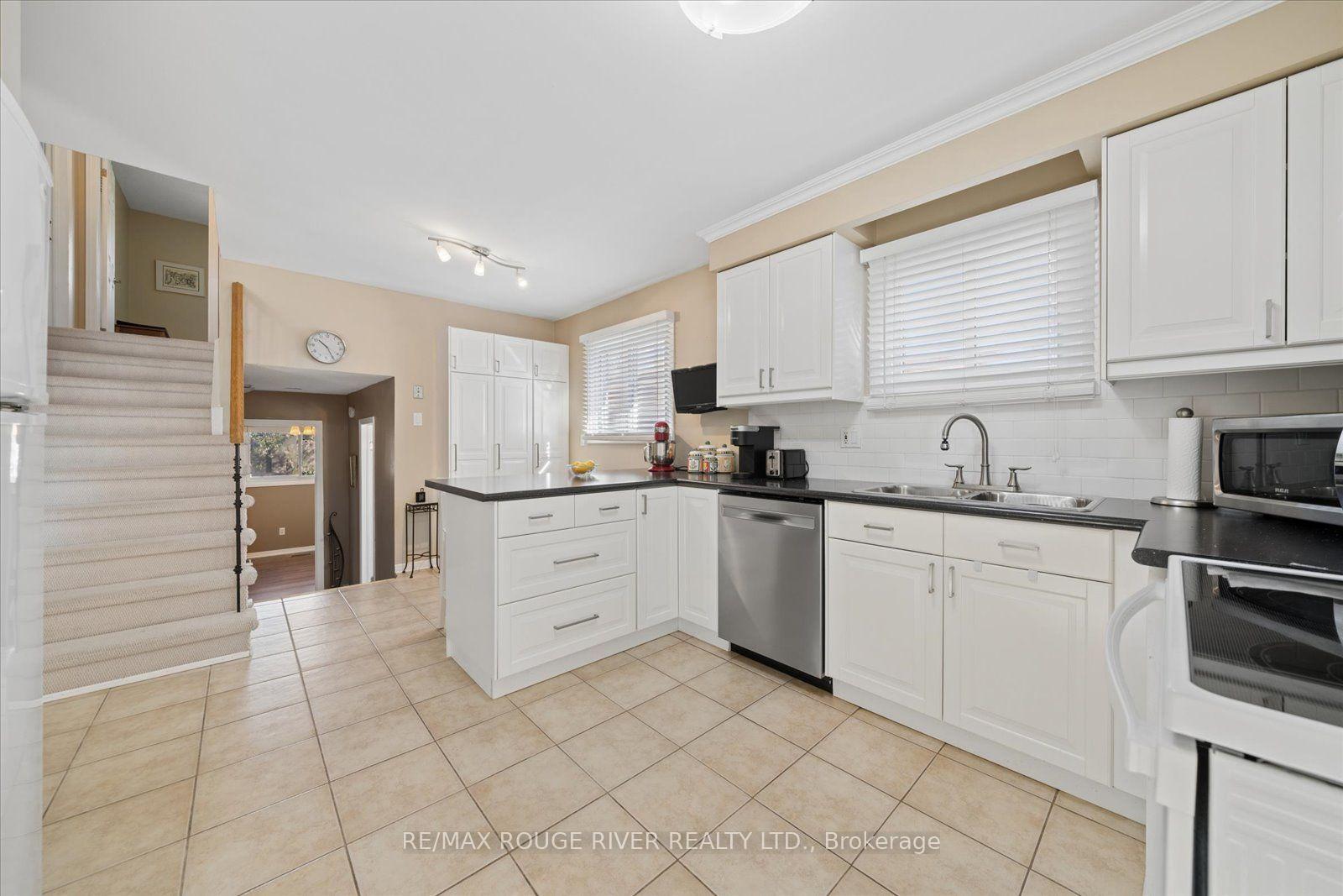 Photo 12 of 80 Millhouse Crescent, Scarborough, Rouge — HOMEH