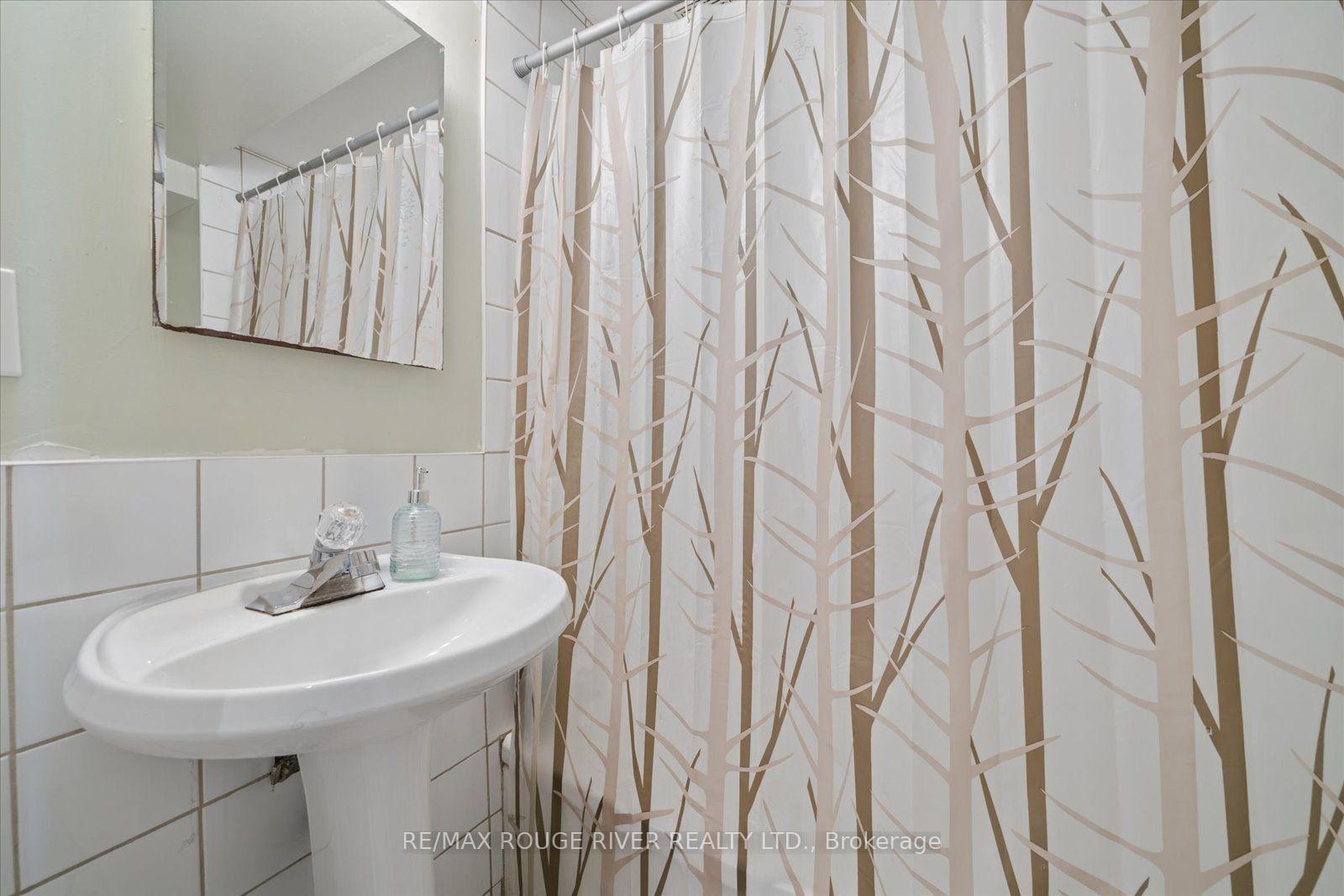 Photo 35 of 80 Millhouse Crescent, Scarborough, Rouge — HOMEH