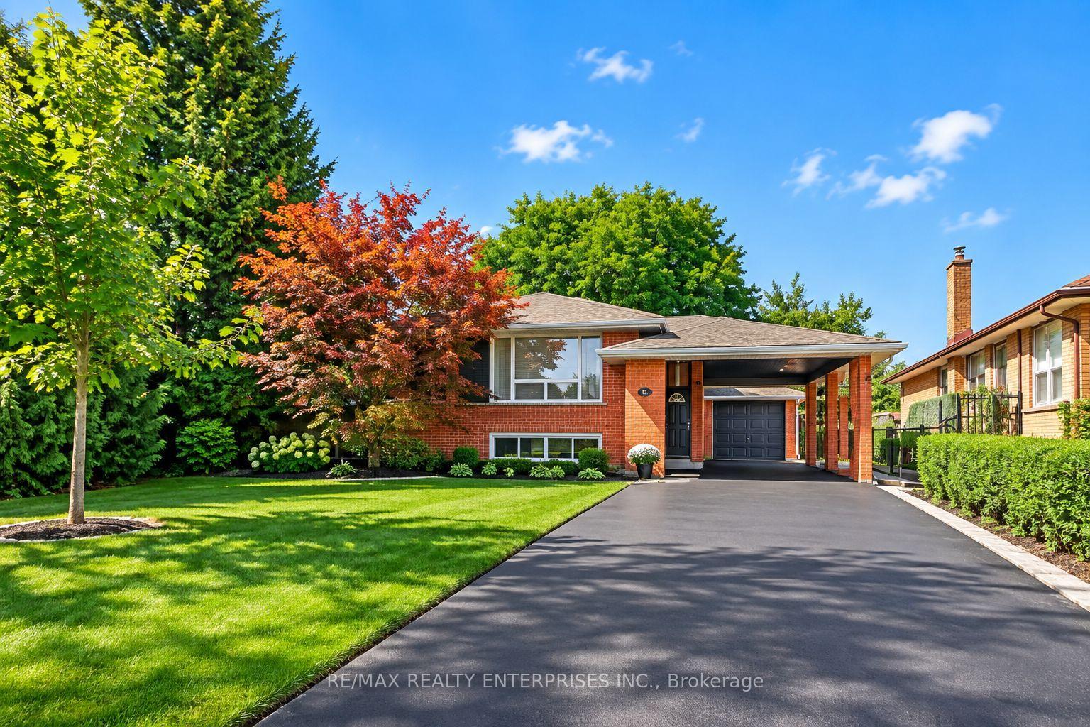 Photo 2 of 16 Warbeck Place, Etobicoke, Kingsview Village-The Westway — HOMEH