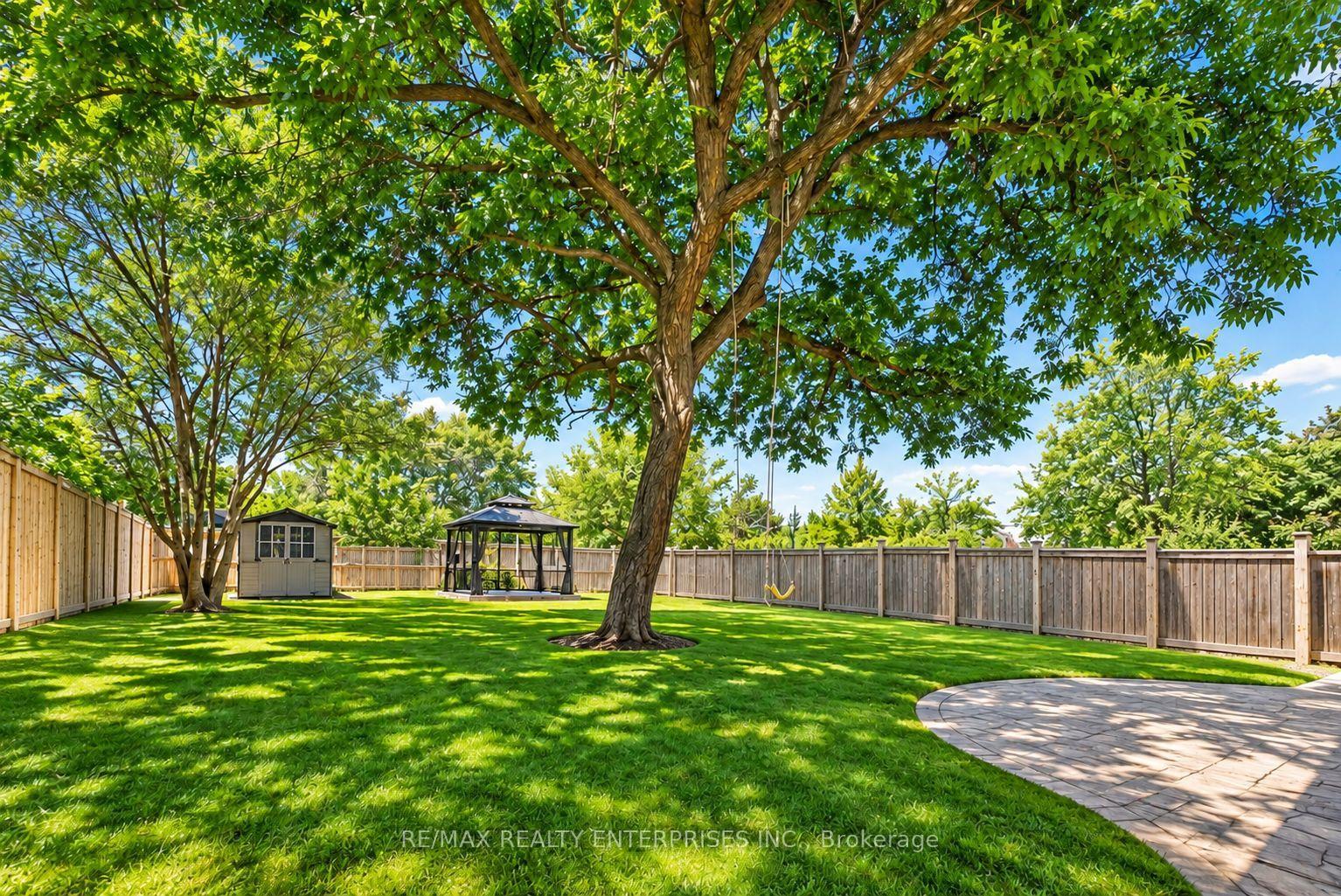 Photo 24 of 16 Warbeck Place, Etobicoke, Kingsview Village-The Westway — HOMEH