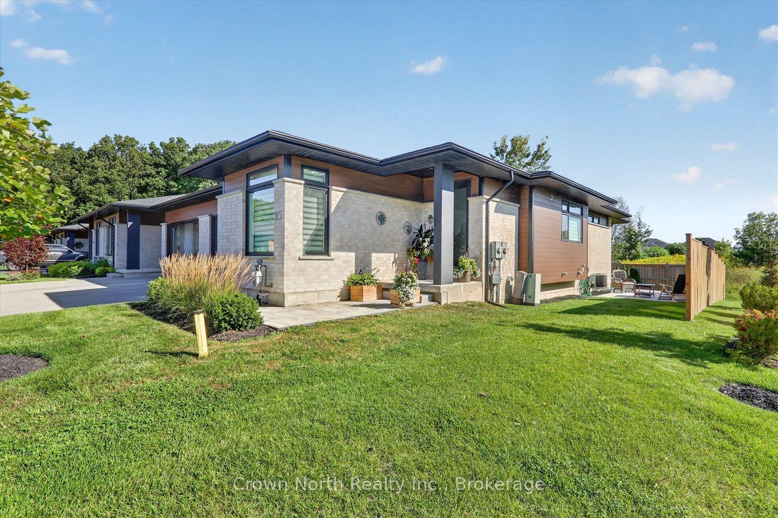 Photo of Unit 35, 300 Richmond Street