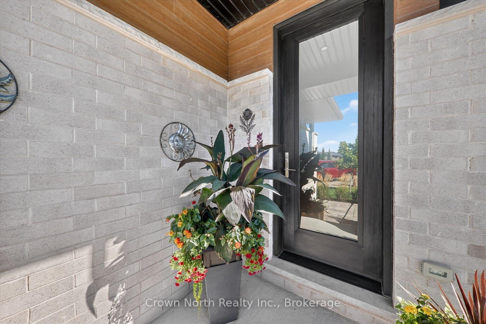 Photo 6 of Unit 35, 300 Richmond Street, Thorold, Confederation Heights — HOMEH