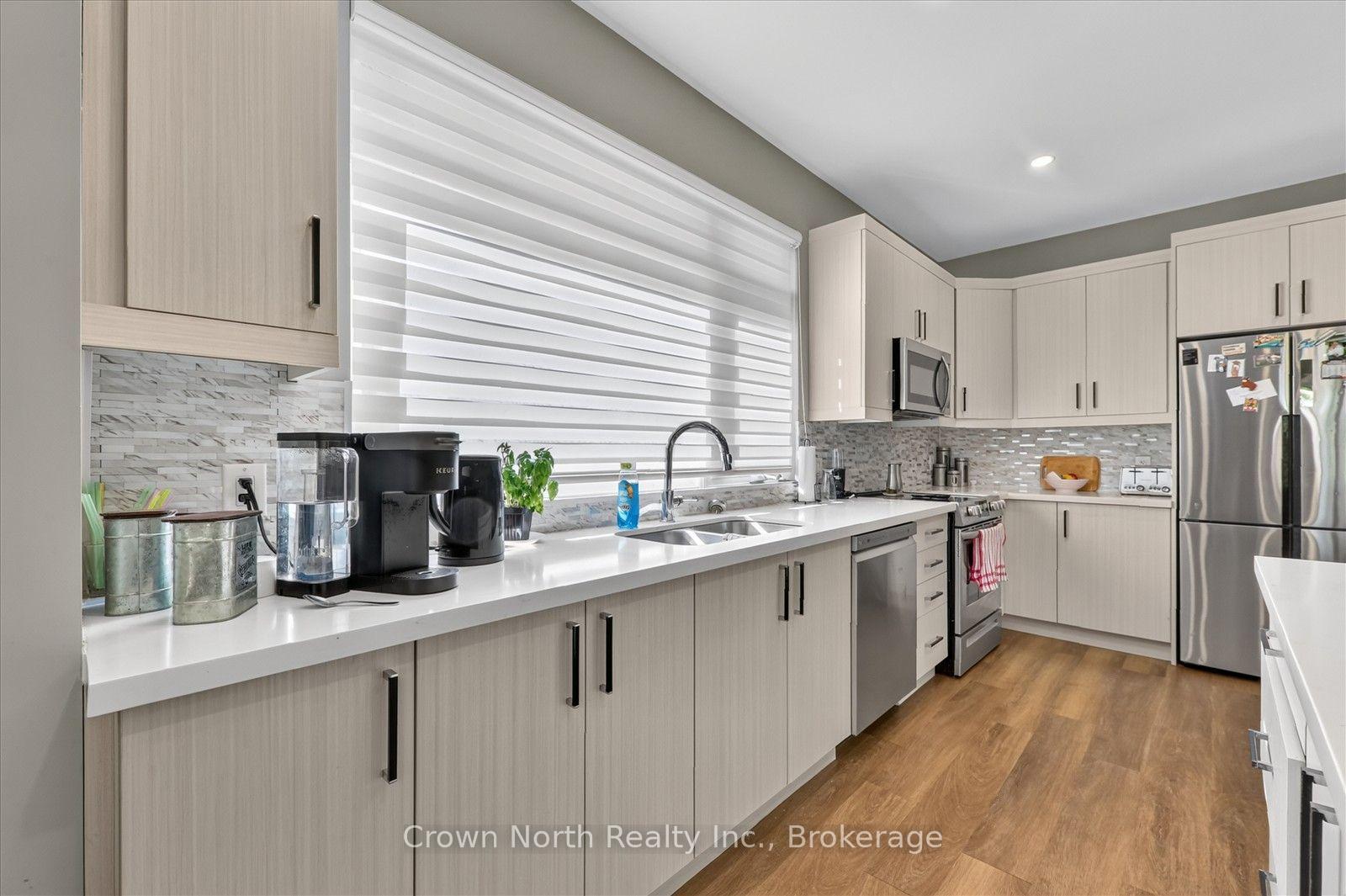 Photo 14 of Unit 35, 300 Richmond Street, Thorold, Confederation Heights — HOMEH