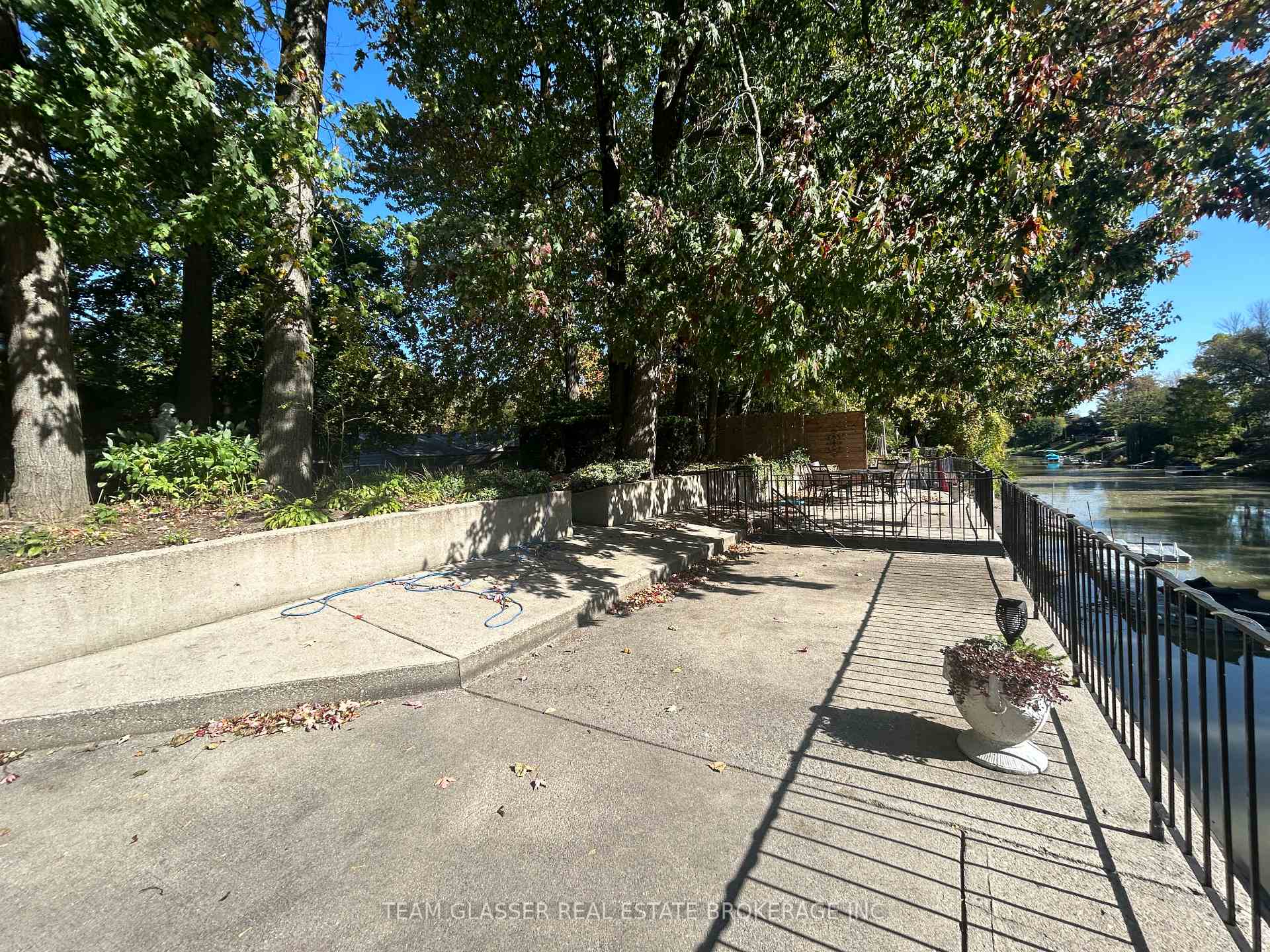 Photo 7 of 8421 Defore Drive, Lambton Shores, Port Franks — HOMEH