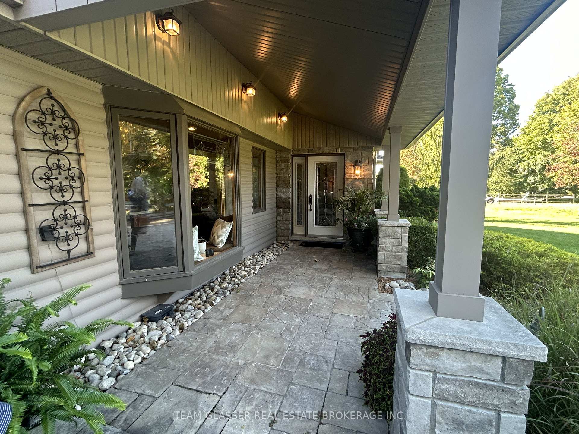 Photo 10 of 8421 Defore Drive, Lambton Shores, Port Franks — HOMEH