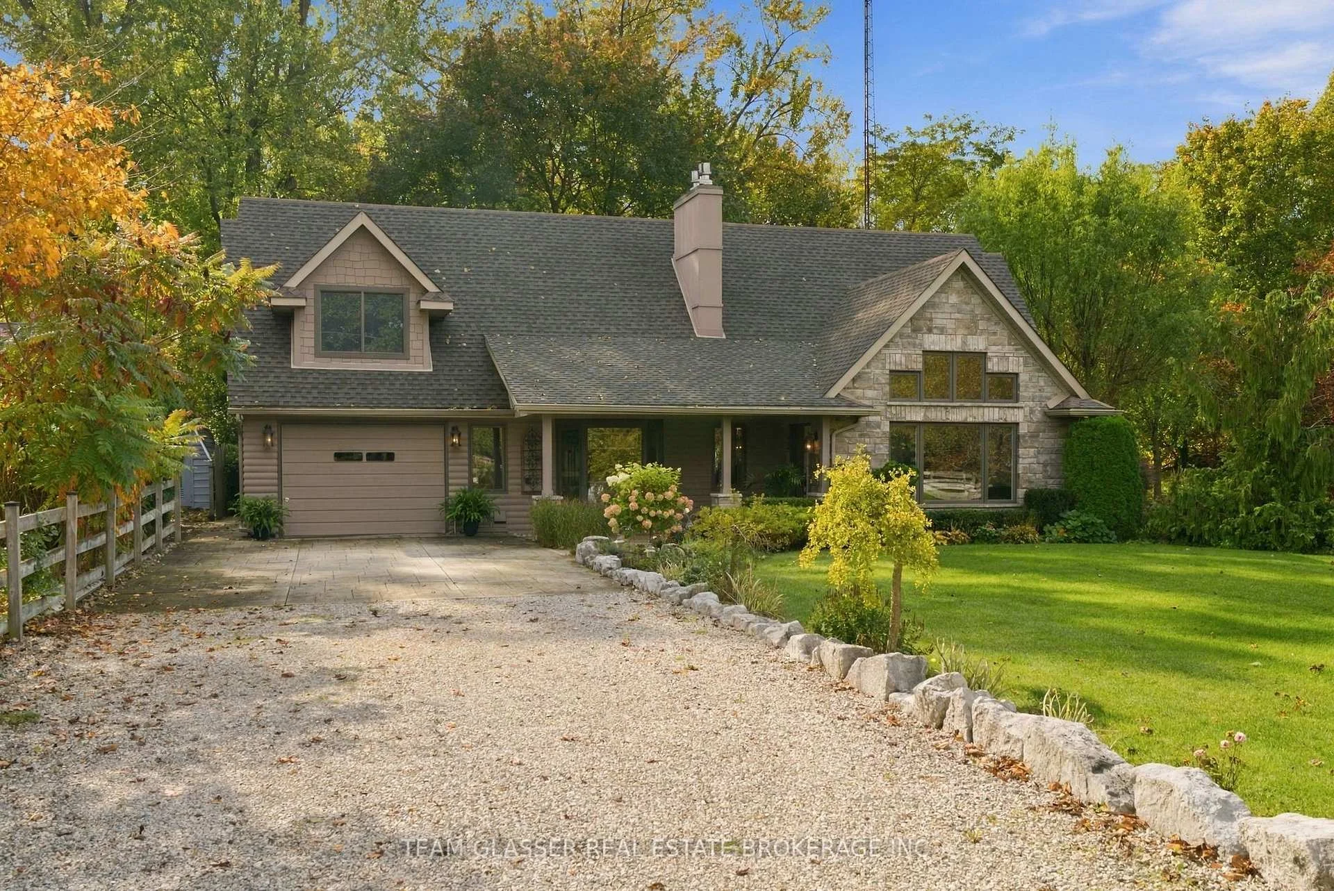 Photo 28 of 8421 Defore Drive, Lambton Shores, Port Franks — HOMEH