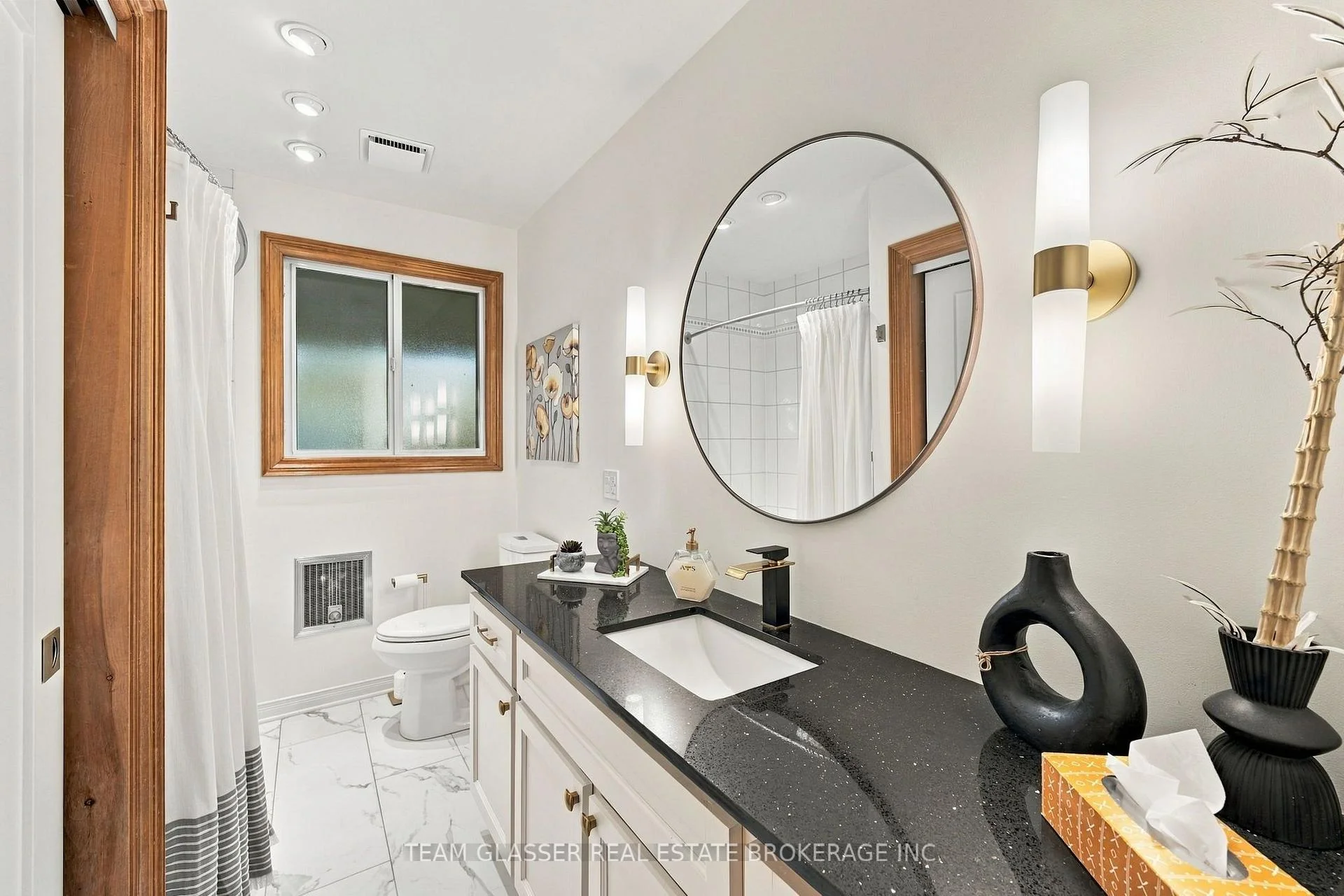 Photo 30 of 8421 Defore Drive, Lambton Shores, Port Franks — HOMEH
