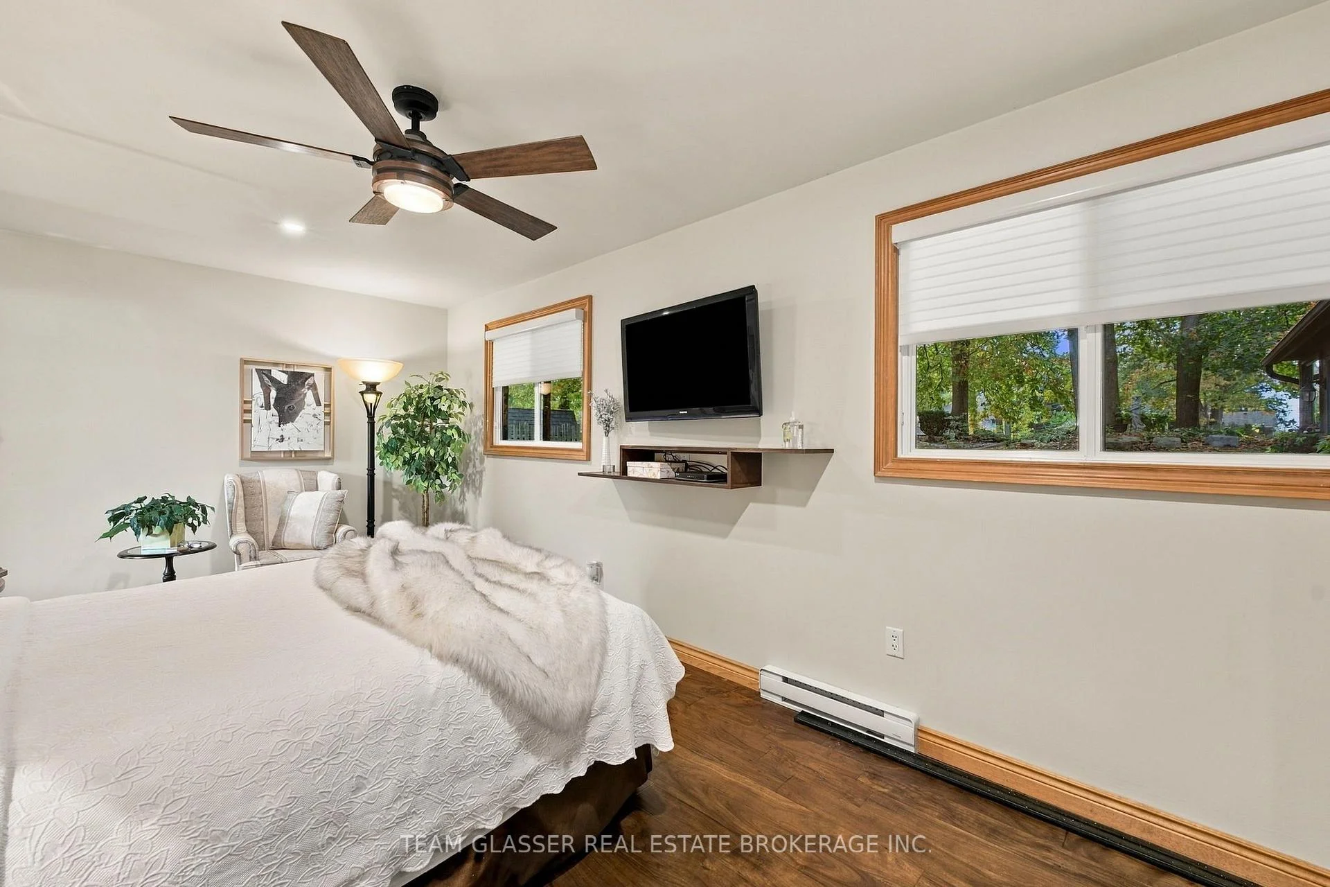 Photo 29 of 8421 Defore Drive, Lambton Shores, Port Franks — HOMEH