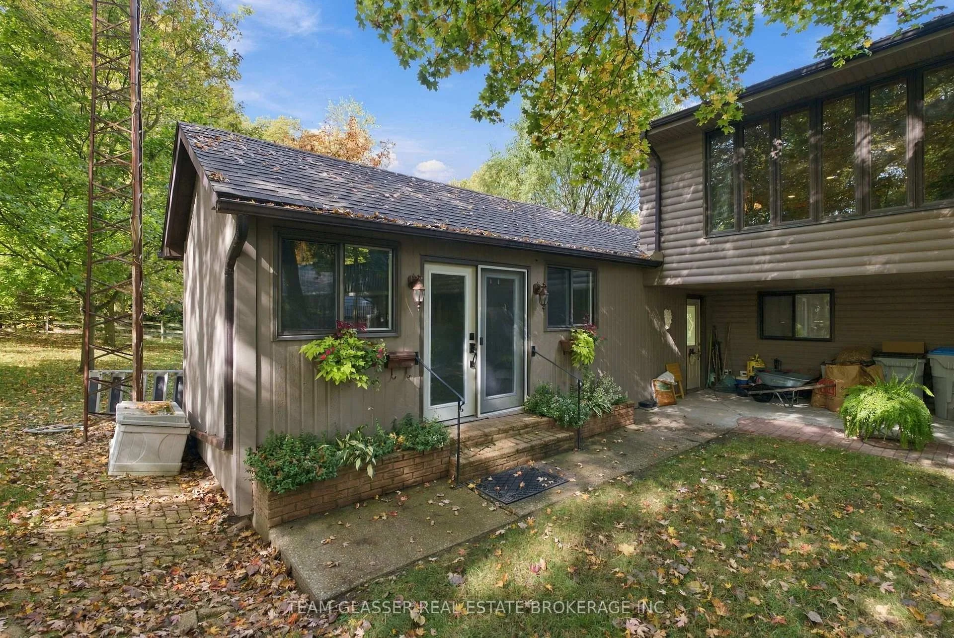 Photo 57 of 8421 Defore Drive, Lambton Shores, Port Franks — HOMEH
