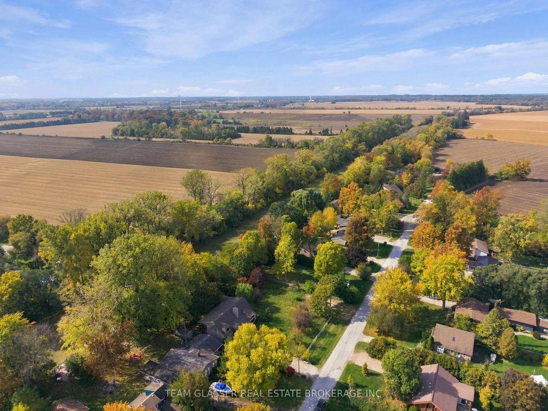 Photo 81 of 8421 Defore Drive, Lambton Shores, Port Franks — HOMEH