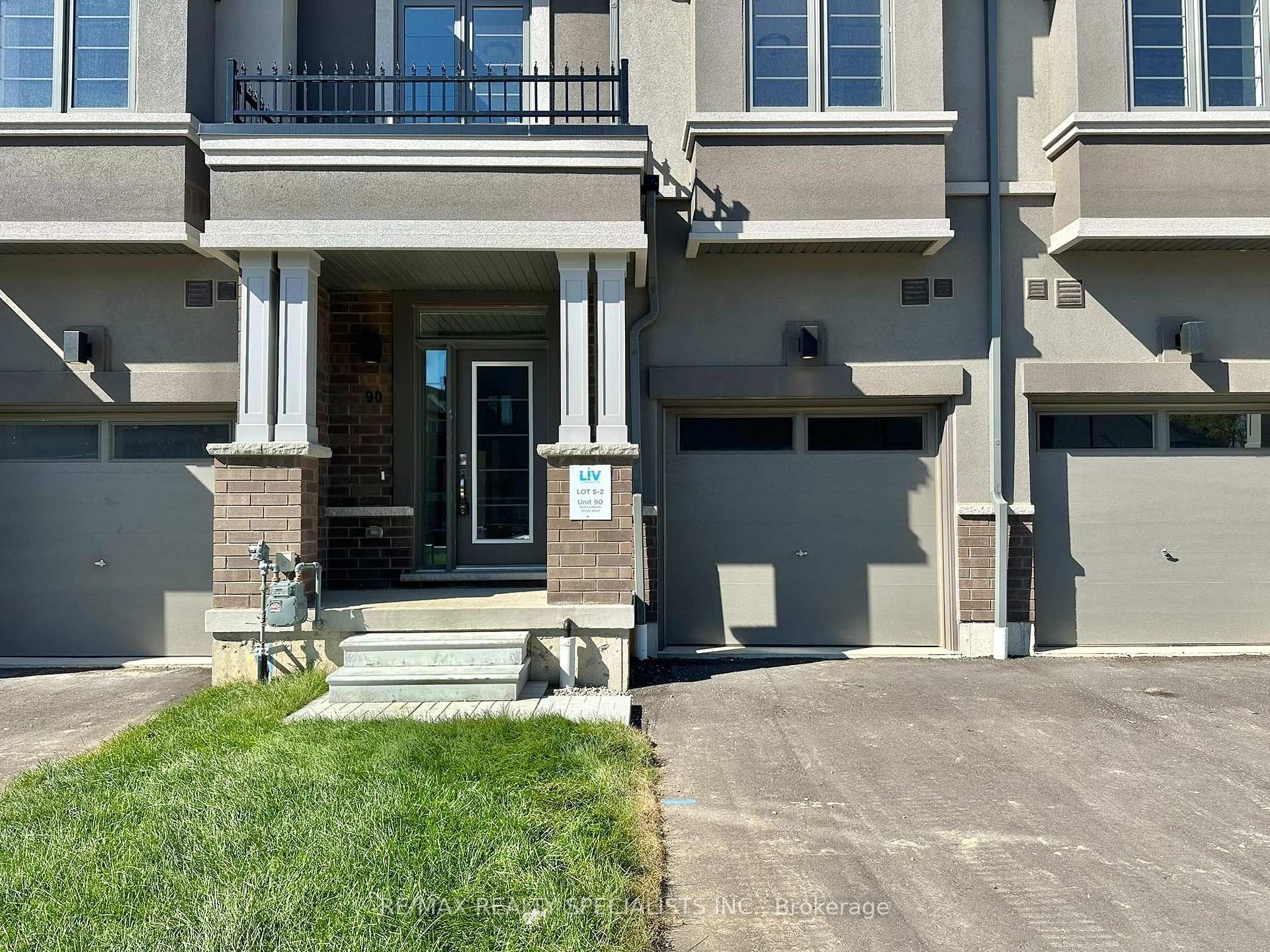 Photo 1 of Unit 90, 660 Colborne Street, Brant, Brantford Twp — HOMEH