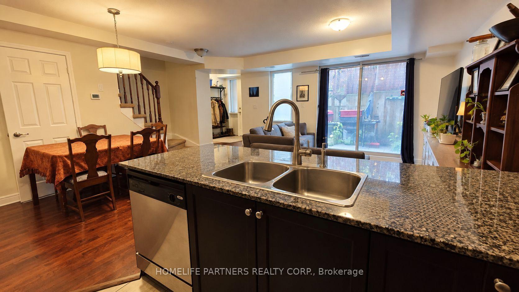 Photo 6 of Unit 123, 25 Turntable Crescent, Toronto, Dovercourt-Wallace Emerson-Junction — HOMEH