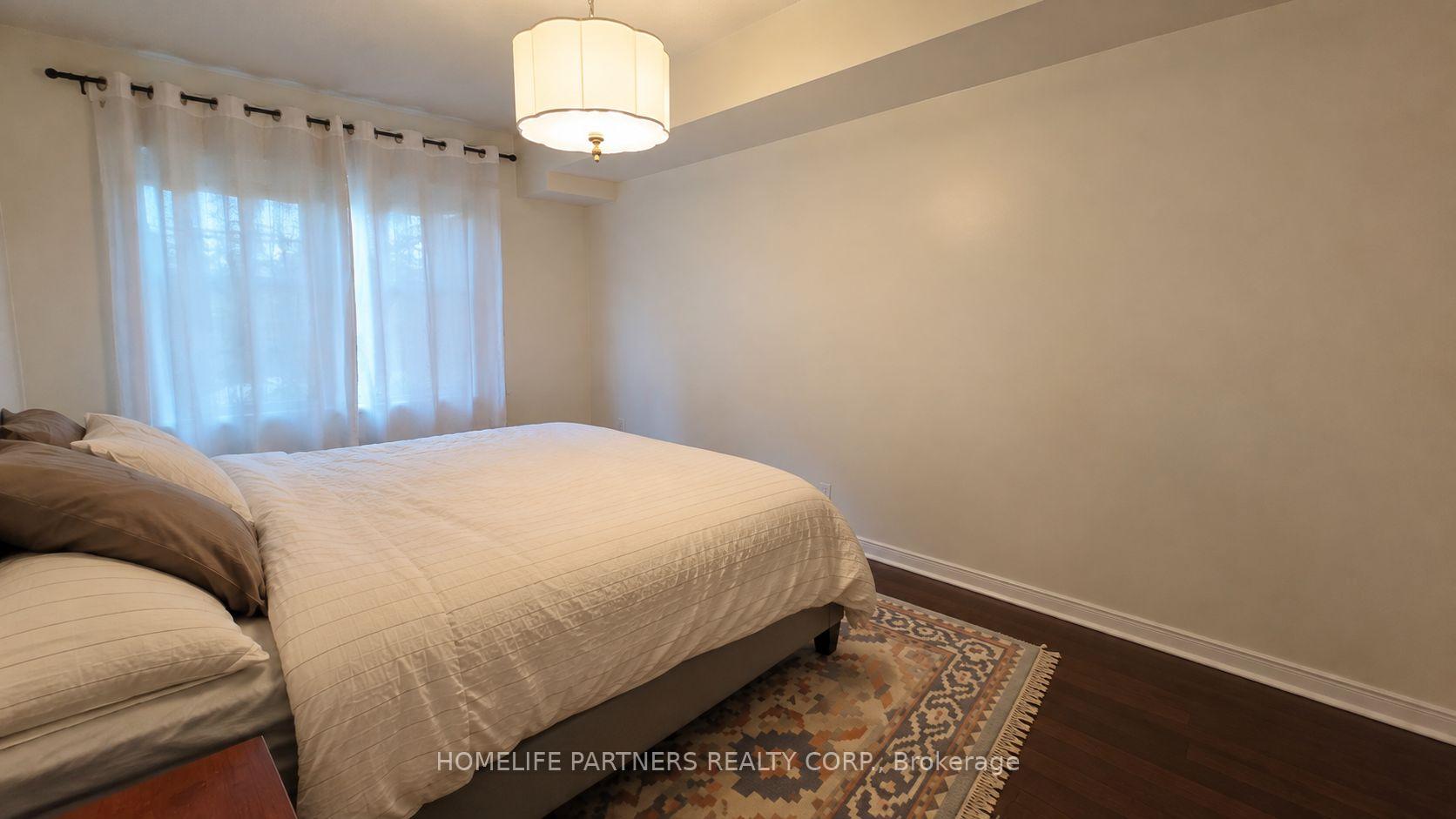 Photo 9 of Unit 123, 25 Turntable Crescent, Toronto, Dovercourt-Wallace Emerson-Junction — HOMEH