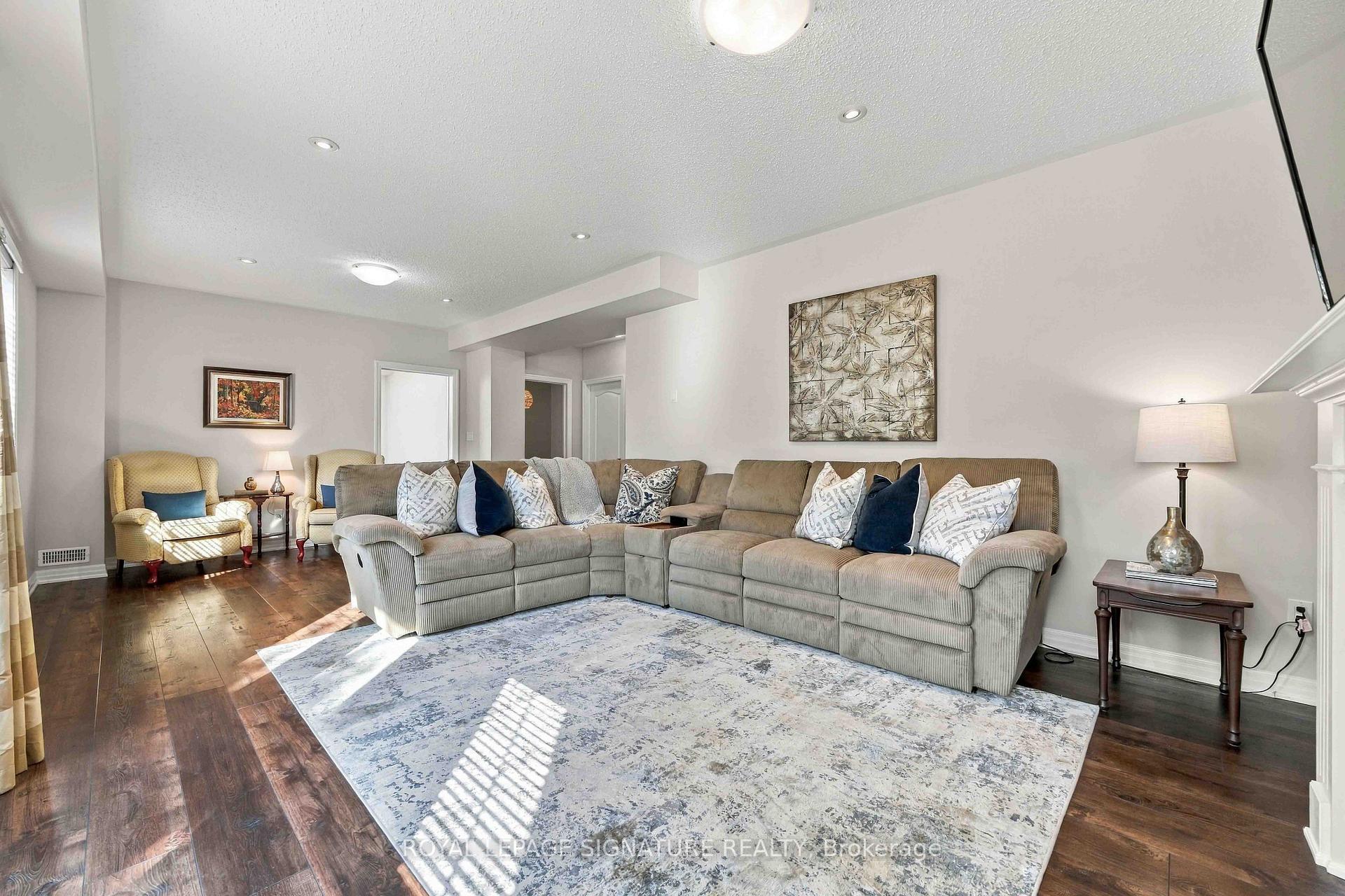 Photo 22 of 1618 Chilliwack Street, Oshawa, Taunton — HOMEH