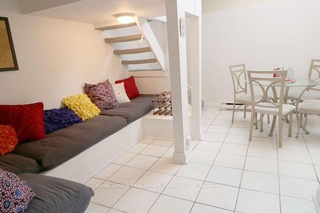 Photo 5 of Unit 2, 390 Huron Street, Toronto, University — HOMEH