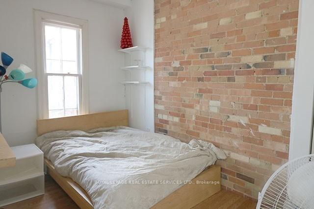 Photo 7 of Unit 2, 390 Huron Street, Toronto, University — HOMEH