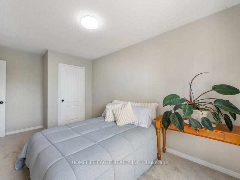 Photo 20 of 479 Heddle Crescent, Newmarket, Stonehaven-Wyndham — HOMEH