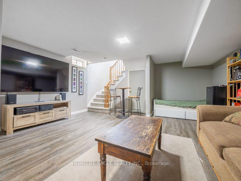 Photo 23 of 479 Heddle Crescent, Newmarket, Stonehaven-Wyndham — HOMEH