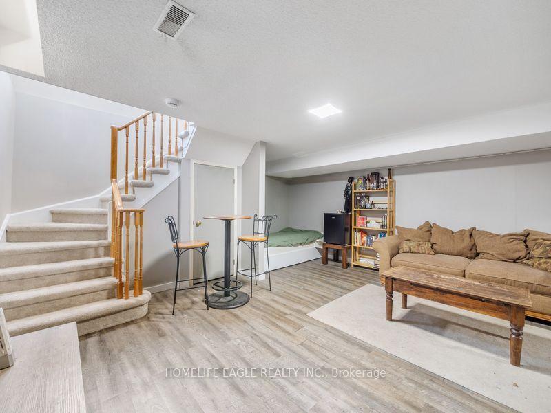 Photo 25 of 479 Heddle Crescent, Newmarket, Stonehaven-Wyndham — HOMEH