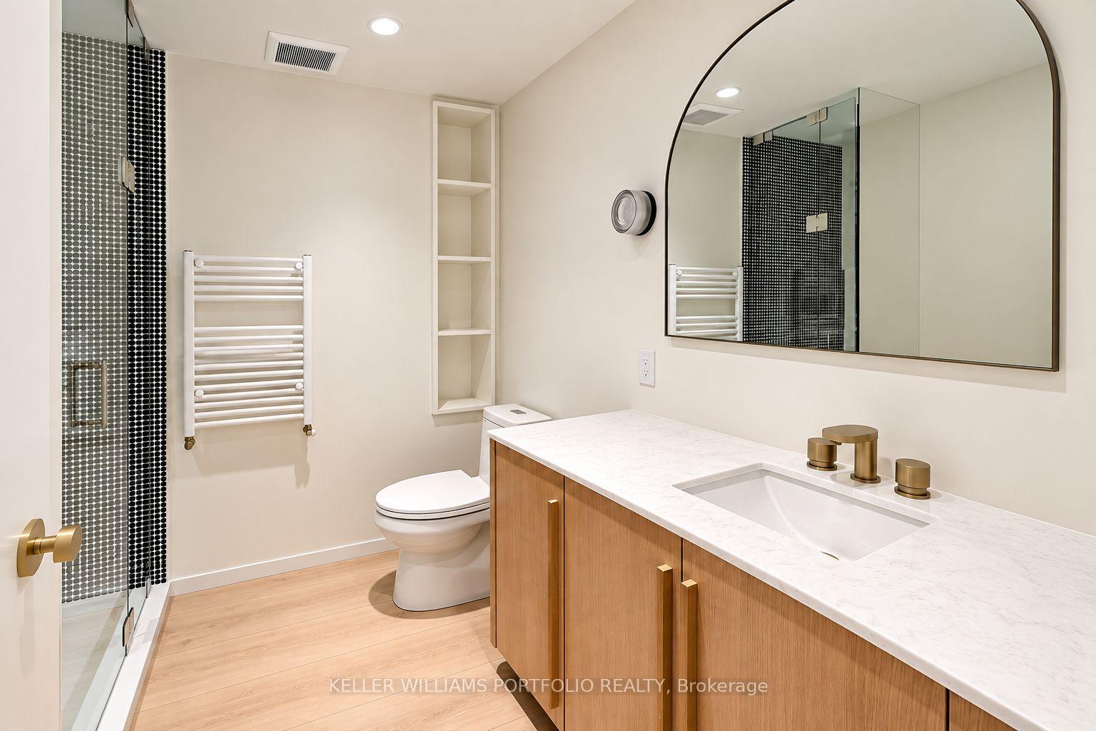 Photo 7 of Unit Lower, 127 Lisgar Street, Toronto, Little Portugal — HOMEH