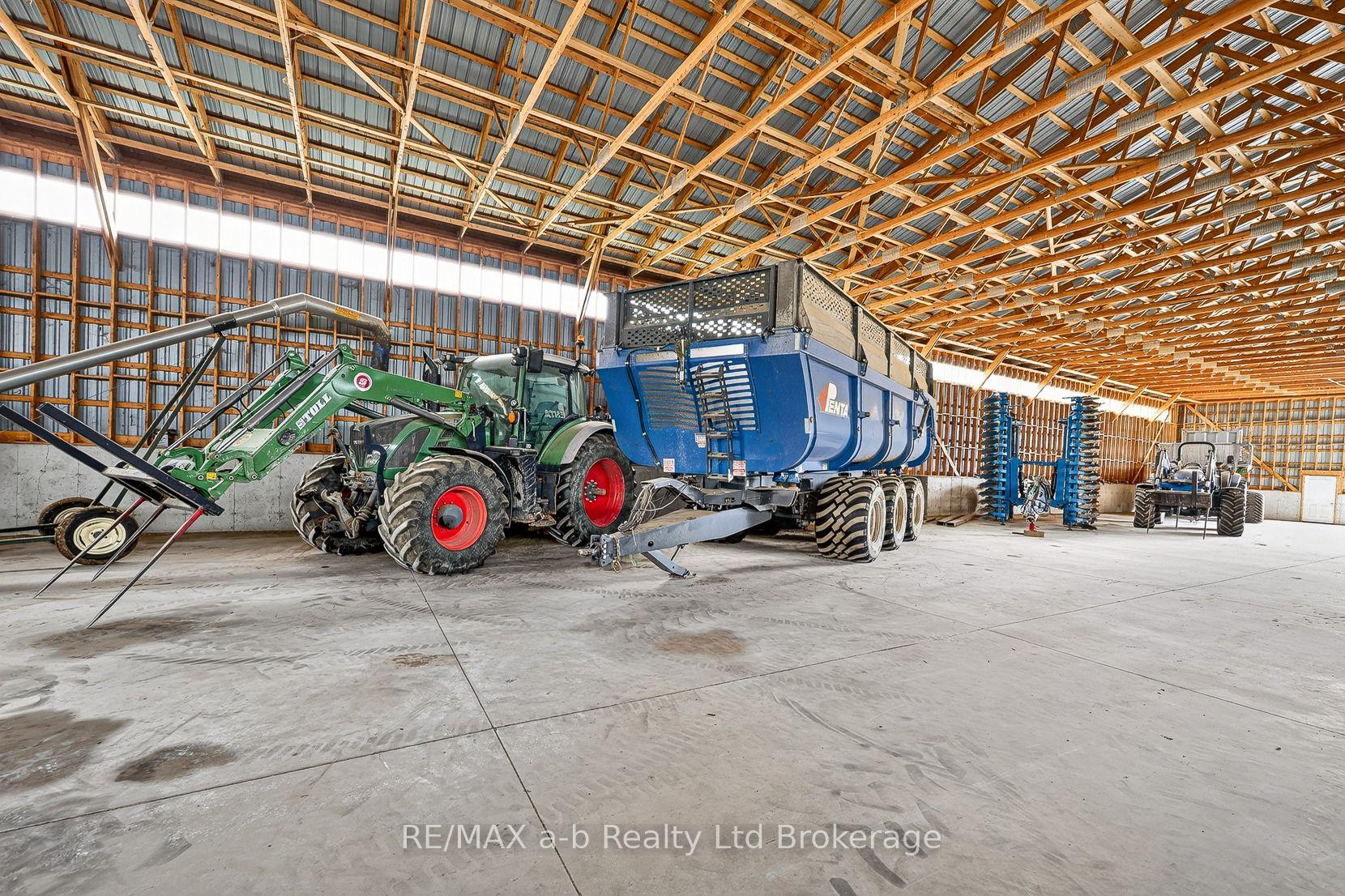 Photo 29 of 8806 Walkers Drive, Strathroy-Caradoc, Rural Strathroy-Caradoc — HOMEH