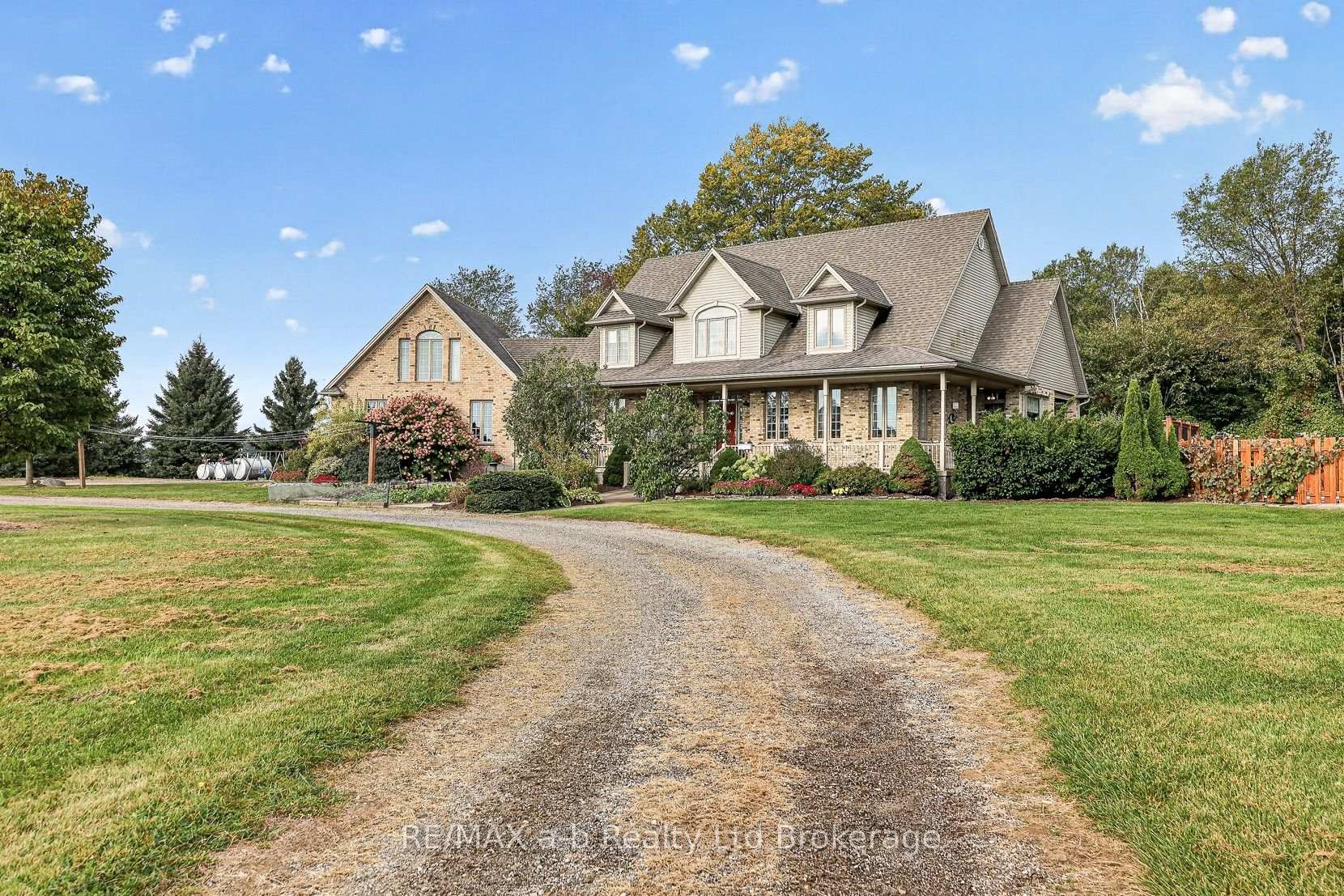 Photo 41 of 8806 Walkers Drive, Strathroy-Caradoc, Rural Strathroy-Caradoc — HOMEH