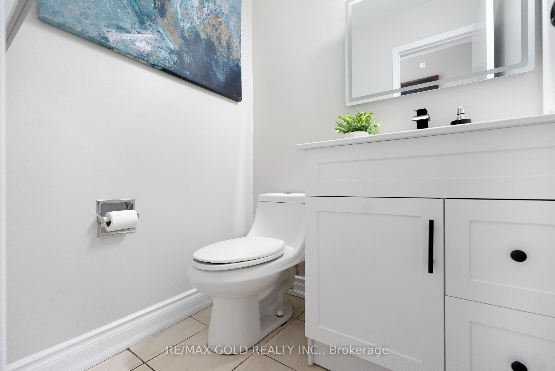 Photo 19 of 45 Parkside Drive, Brampton, Brampton South — HOMEH