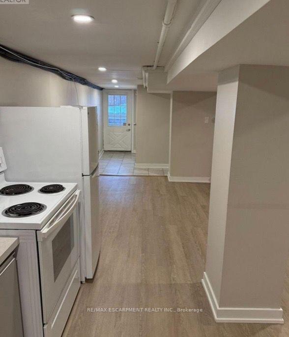 Photo 2 of Unit 3, 20 Birch Avenue, Hamilton, Gibson — HOMEH