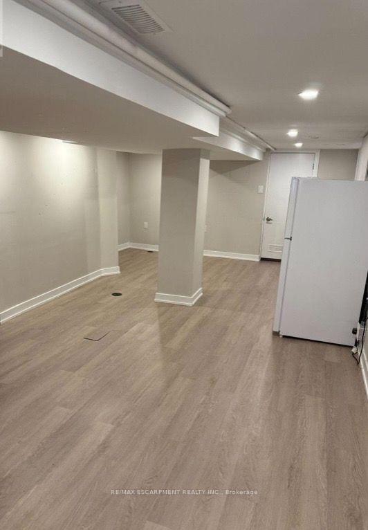 Photo 4 of Unit 3, 20 Birch Avenue, Hamilton, Gibson — HOMEH