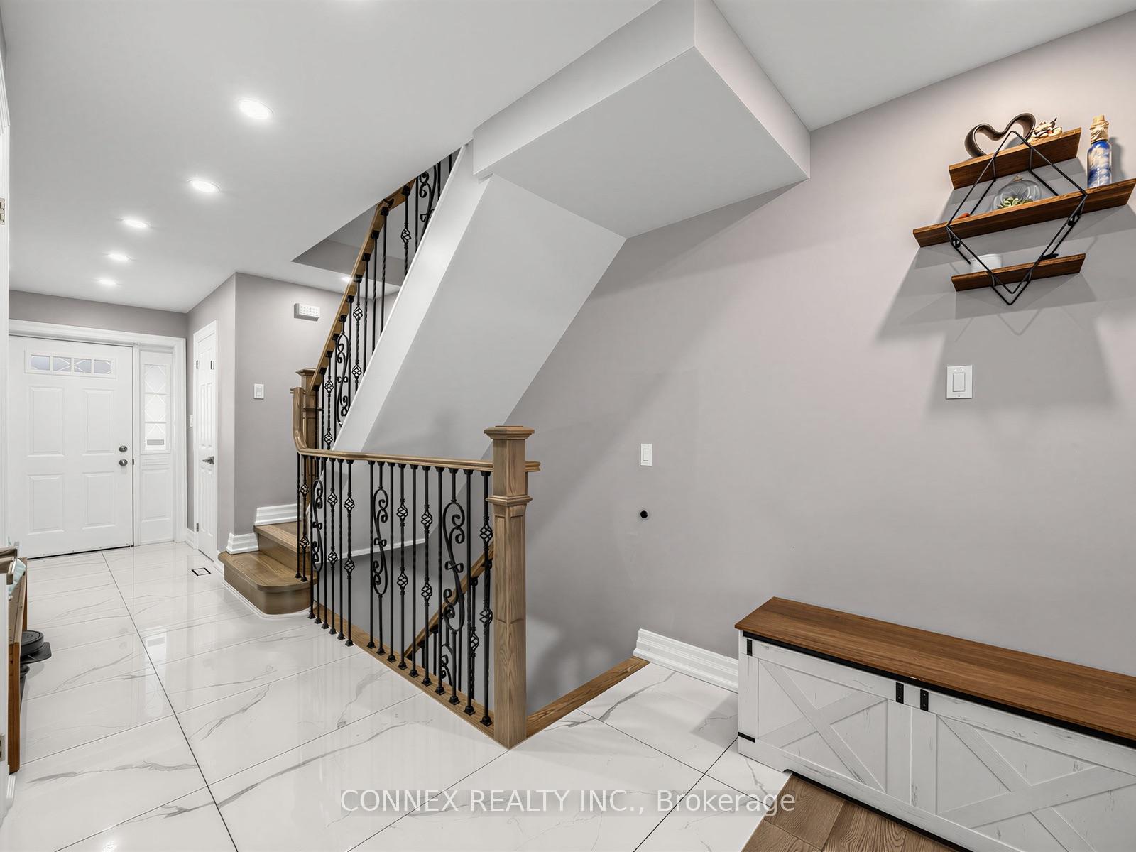 Photo 7 of 5998 Chidham Crescent, Mississauga, Meadowvale — HOMEH