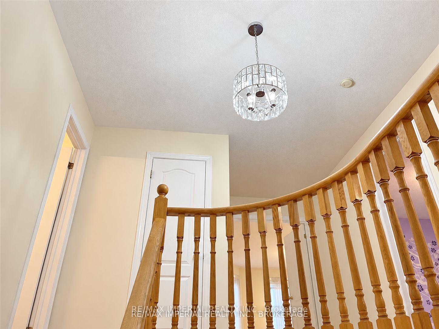 Photo 16 of 3 Vitlor Drive, Richmond Hill, Oak Ridges — HOMEH