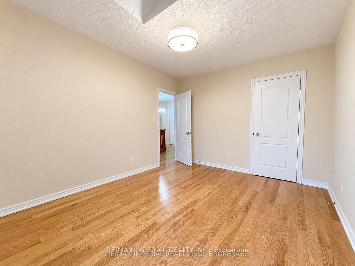 Photo 27 of 3 Vitlor Drive, Richmond Hill, Oak Ridges — HOMEH