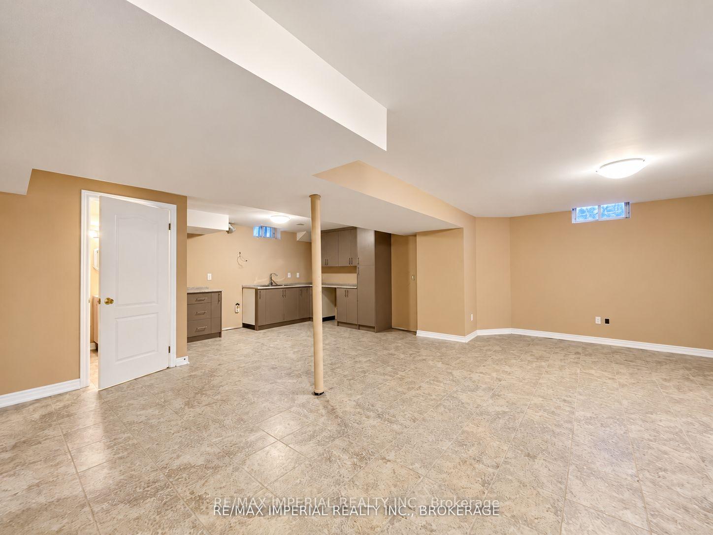 Photo 32 of 3 Vitlor Drive, Richmond Hill, Oak Ridges — HOMEH