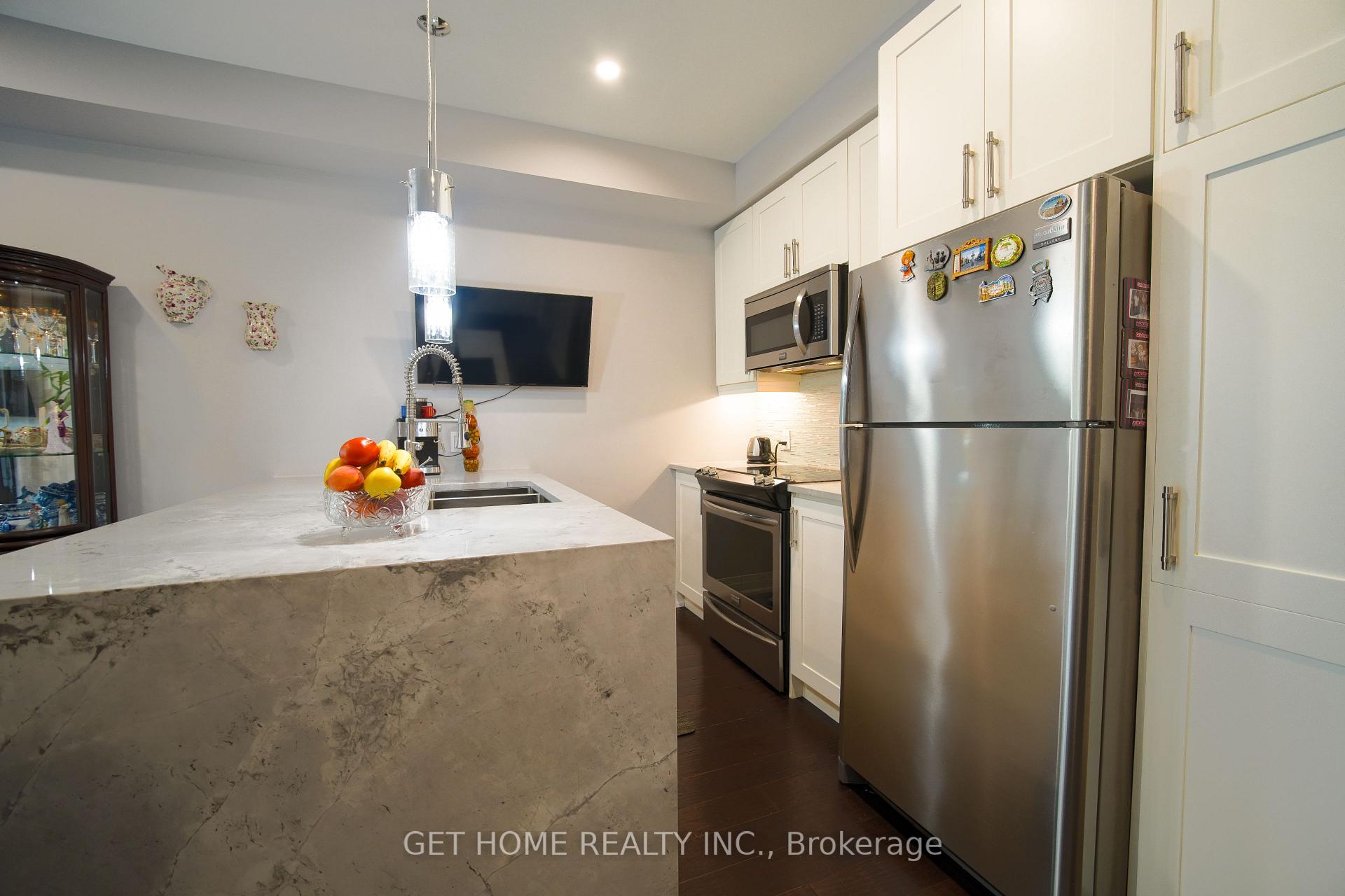 Photo 11 of Unit 22, 8169 Kipling Avenue E, Vaughan, West Woodbridge — HOMEH