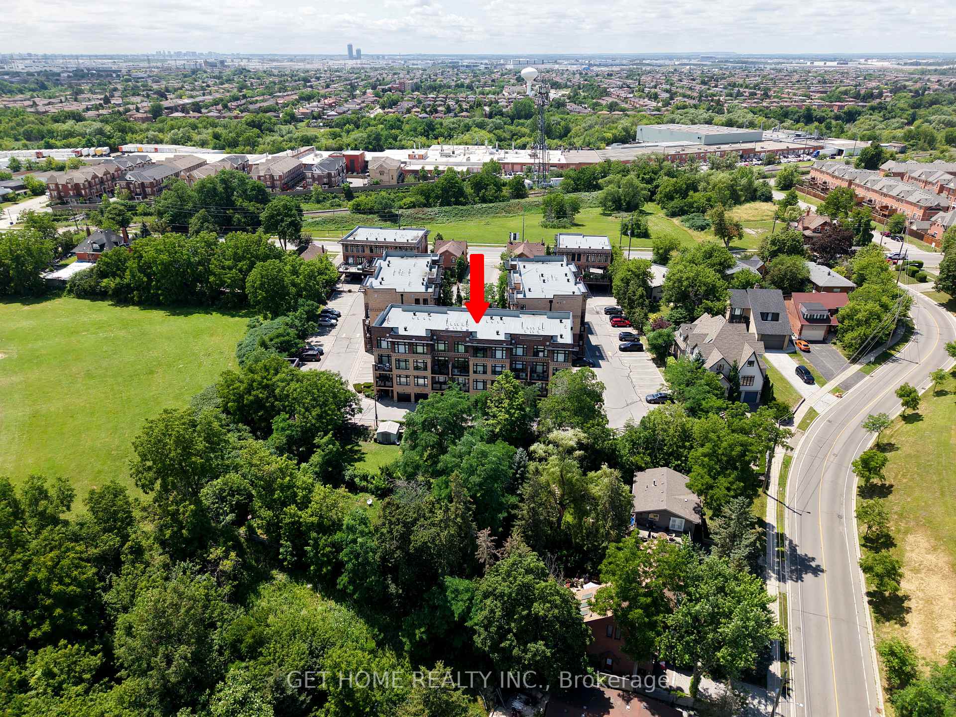 Photo 27 of Unit 22, 8169 Kipling Avenue E, Vaughan, West Woodbridge — HOMEH