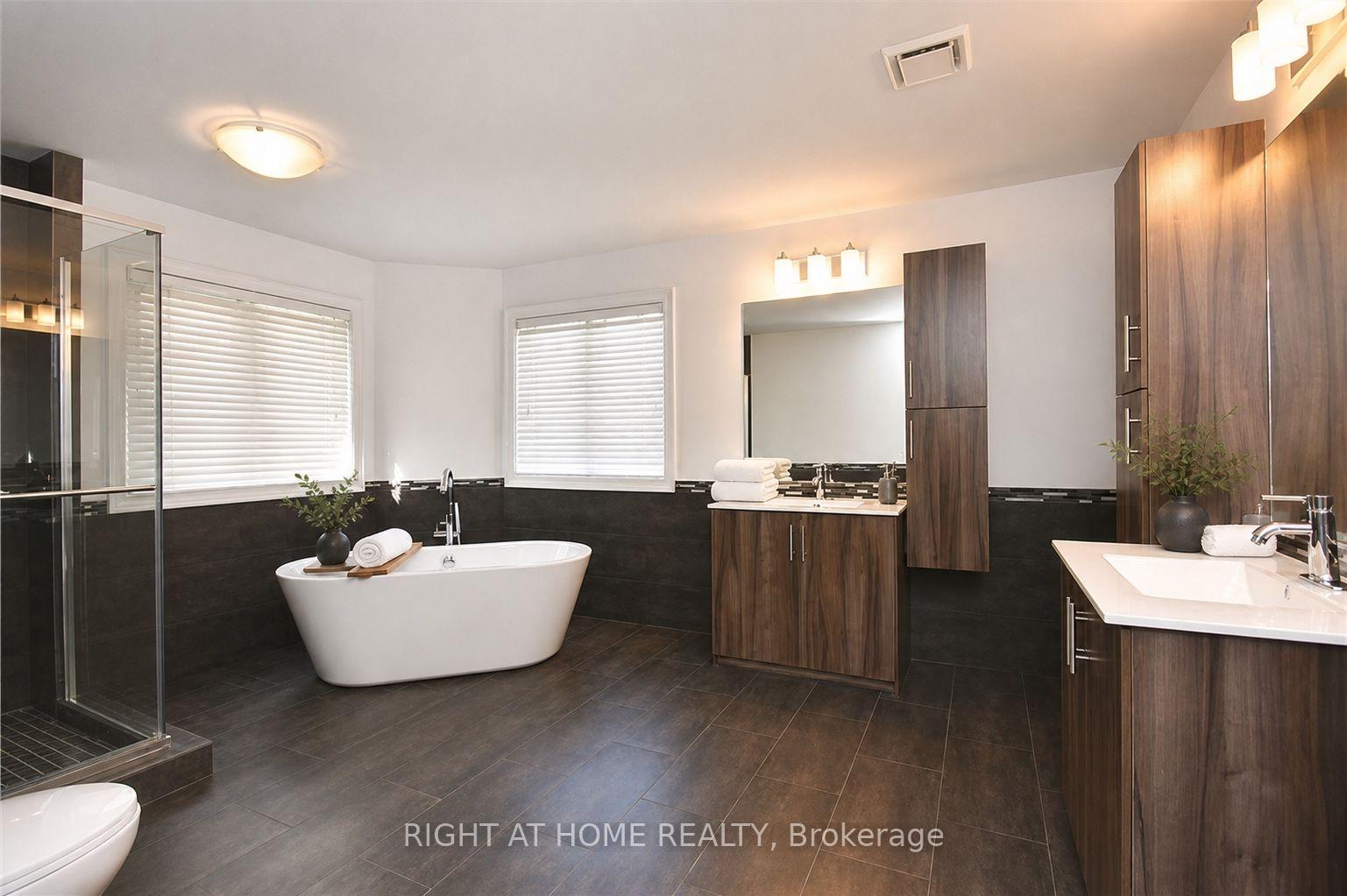 Photo 15 of 1466 Bayshire Drive, Oakville, Joshua Creek — HOMEH