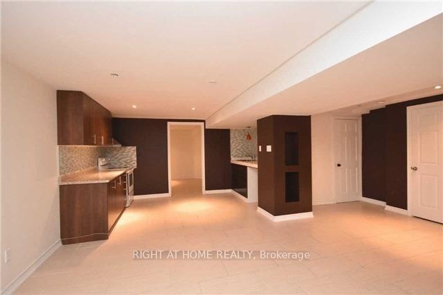 Photo 24 of 1466 Bayshire Drive, Oakville, Joshua Creek — HOMEH