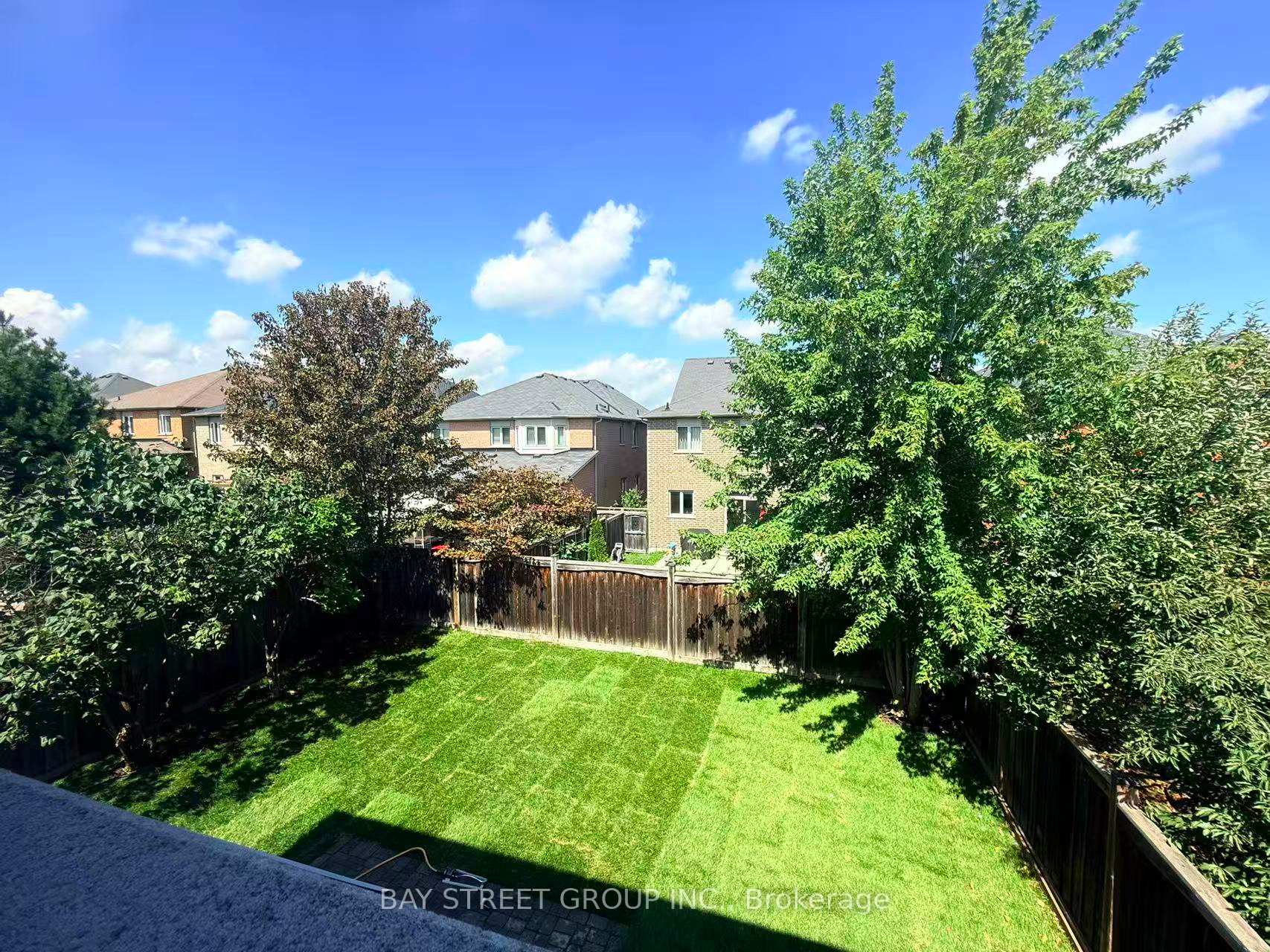 Photo 5 of 146 Ivy Glen Drive, Vaughan, Patterson — HOMEH