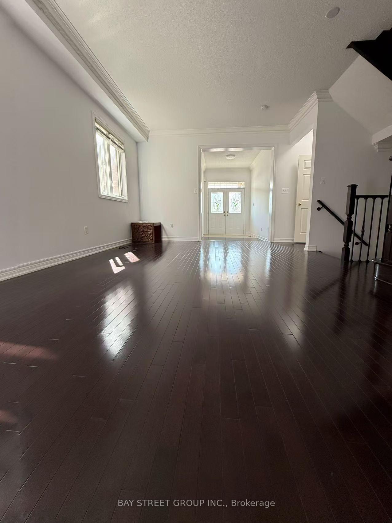 Photo 7 of 146 Ivy Glen Drive, Vaughan, Patterson — HOMEH
