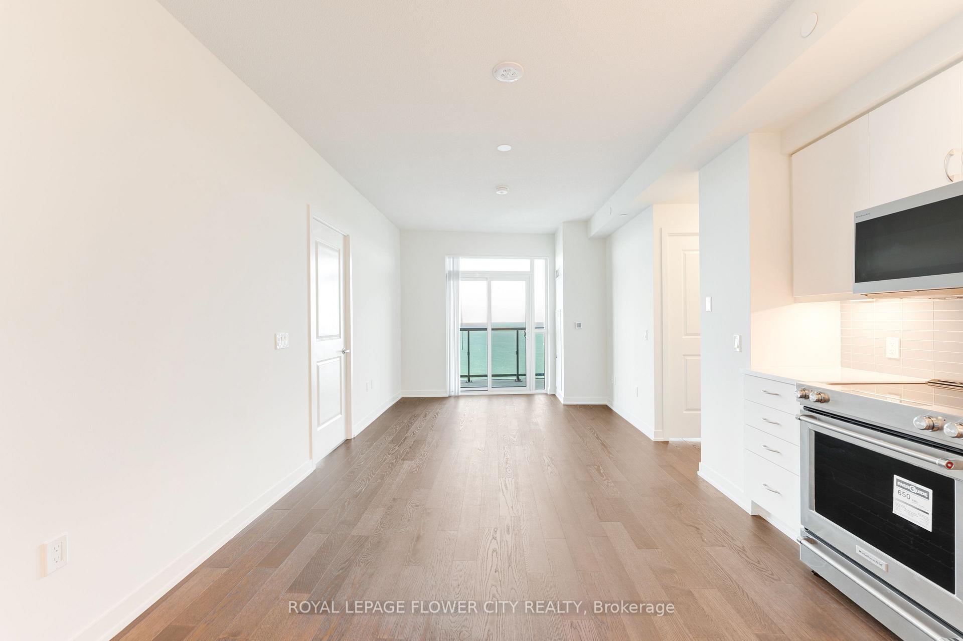 Photo 9 of Unit PH404, 38 Annie Craig Drive, Etobicoke, Mimico — HOMEH