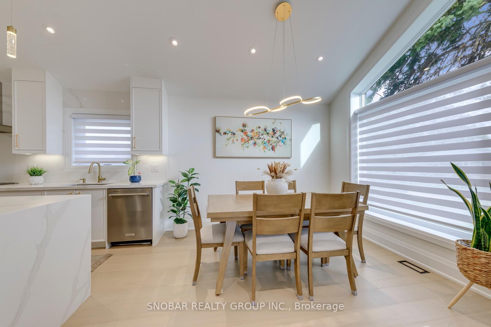 Photo 7 of 23 Mitre Place, Etobicoke, Kingsview Village-The Westway — HOMEH
