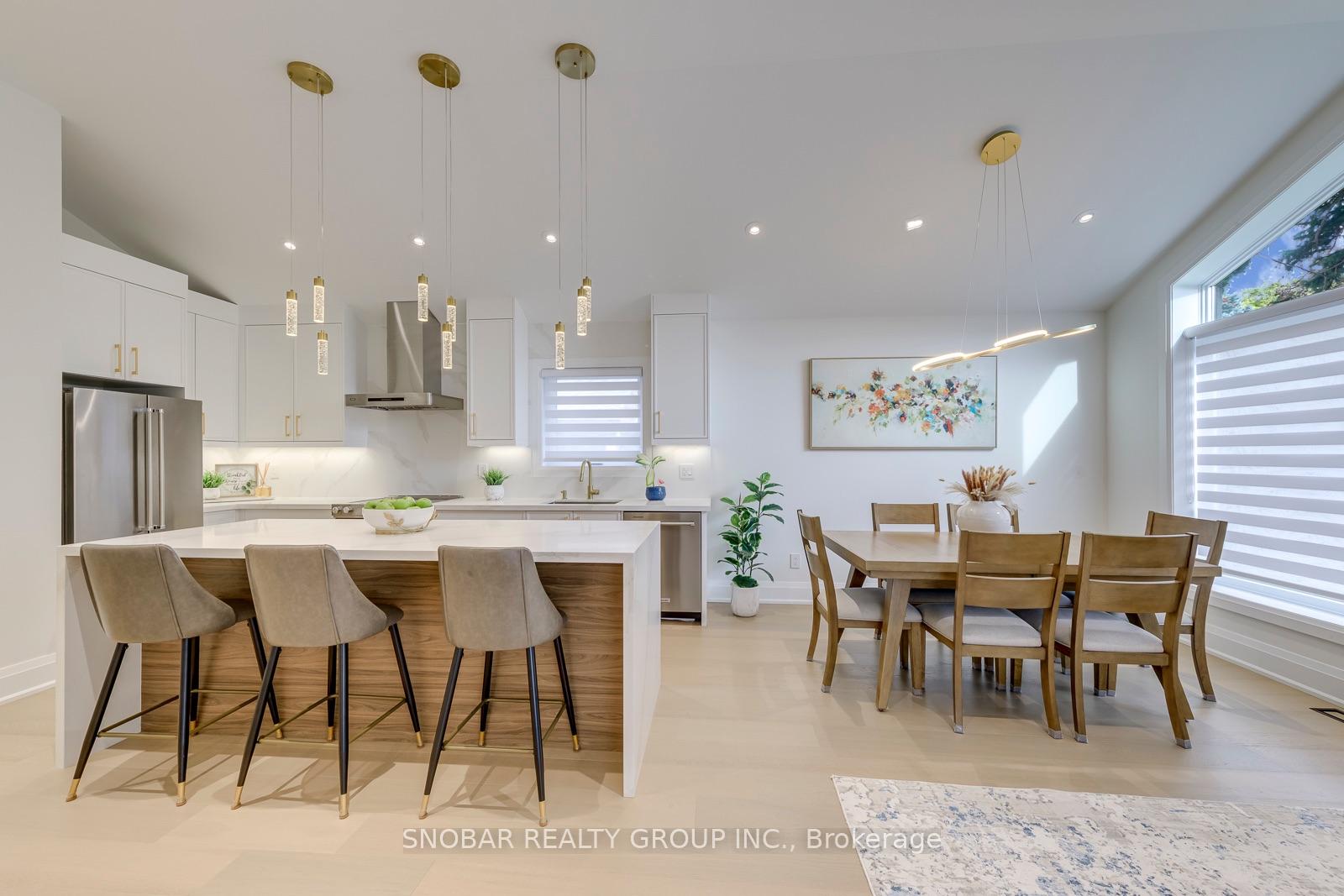 Photo 8 of 23 Mitre Place, Etobicoke, Kingsview Village-The Westway — HOMEH