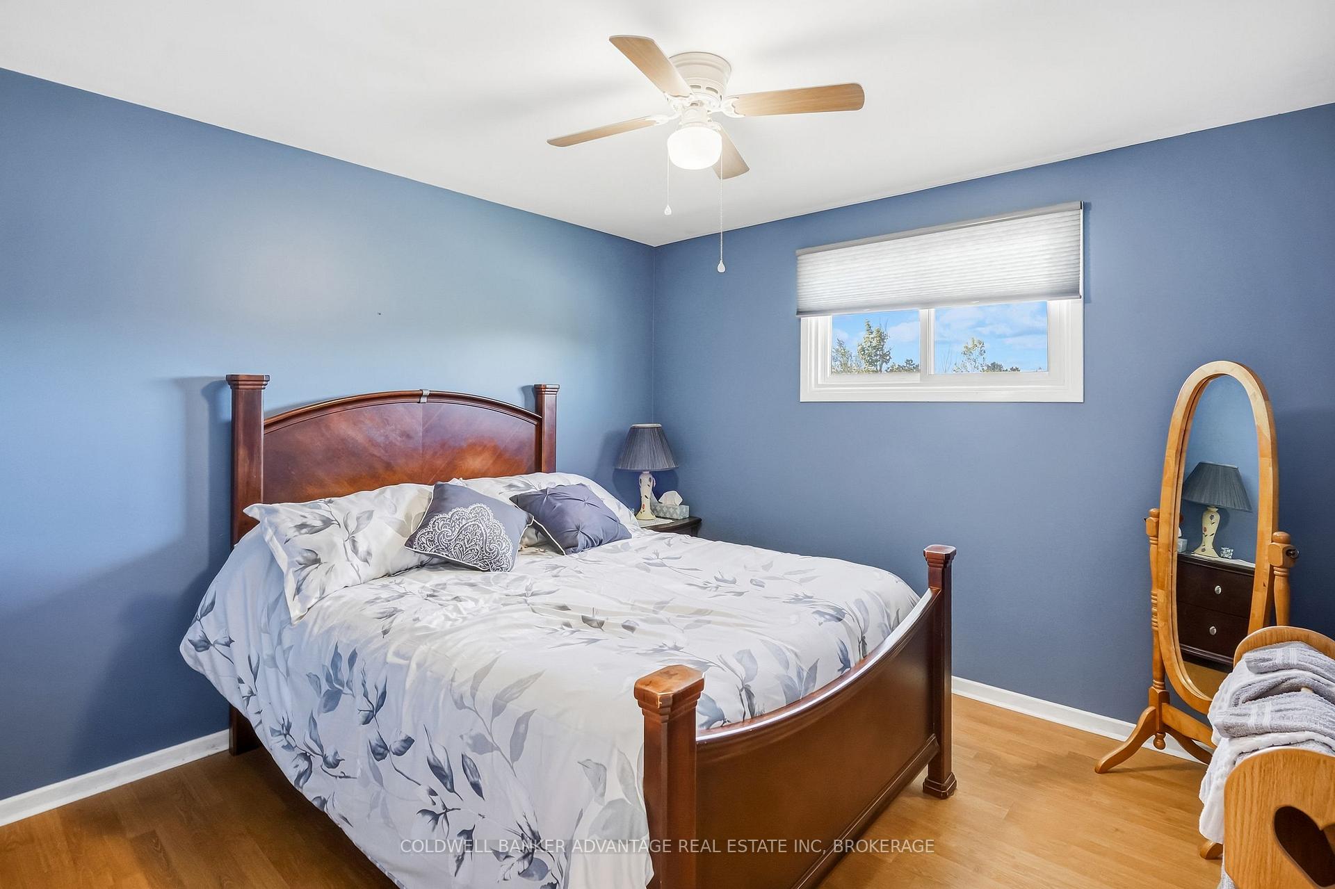 Photo 17 of 7451 Redhaven Crescent, Niagara Falls, Marineland — HOMEH