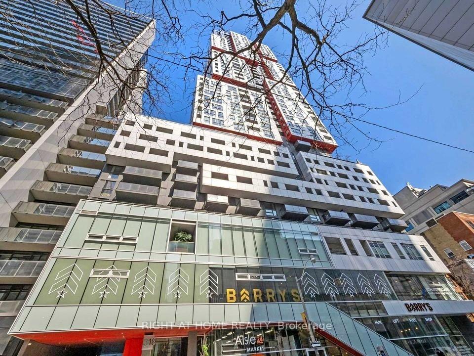 Photo 1 of Unit 404, 318 Richmond Street W, Toronto, Waterfront Communities — HOMEH