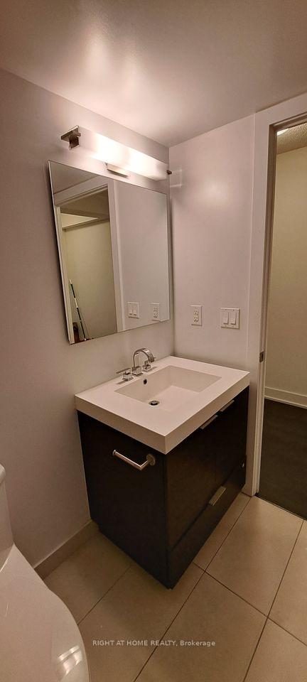 Photo 11 of Unit 404, 318 Richmond Street W, Toronto, Waterfront Communities — HOMEH