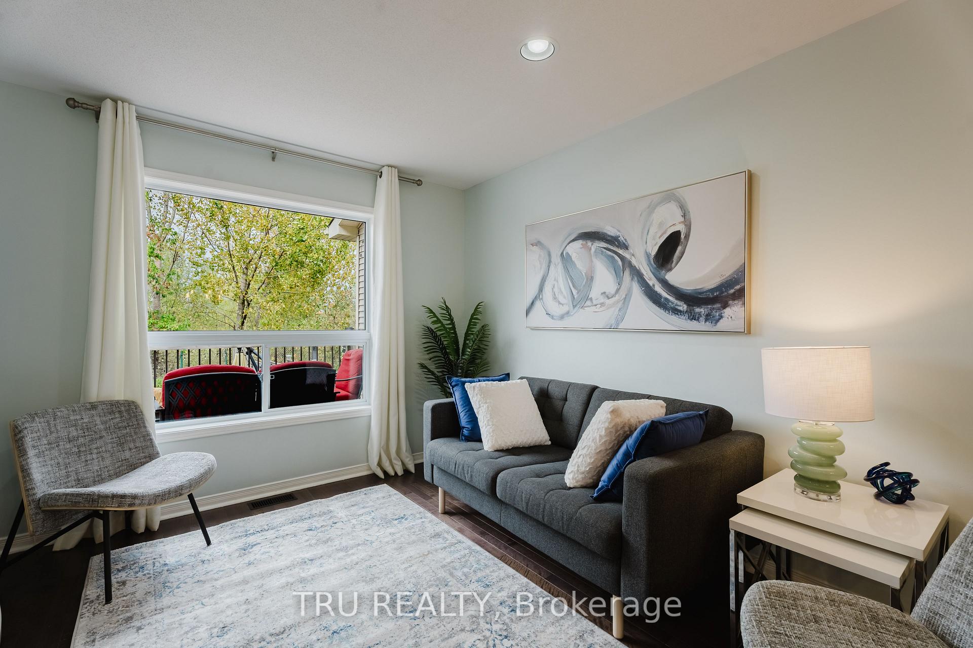 Photo 12 of 200 Trail Side Circle, Ottawa, Springridge/East Village — HOMEH